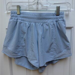 Lululemon Hotty Hot Lined Short Low Rise 4”